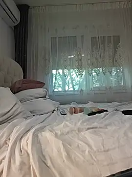 AvaSquirtMilf webcam
