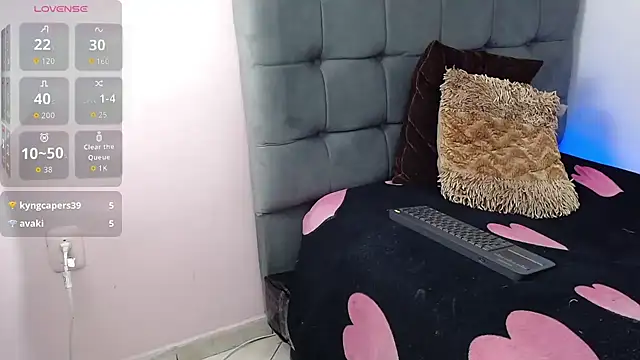 vicky_bigboobs_babe webcam