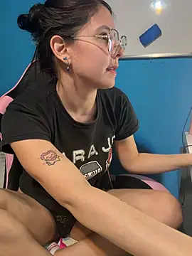MysticKitty7 webcam
