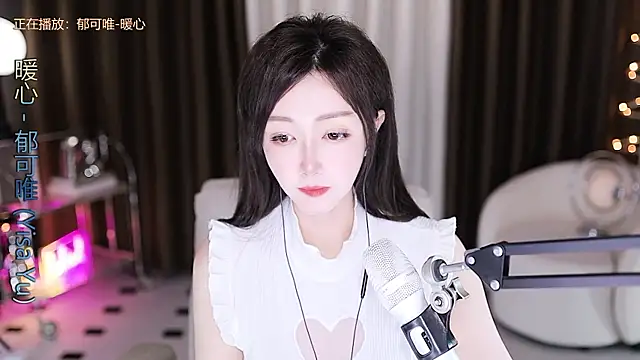 Angelya-888 webcam
