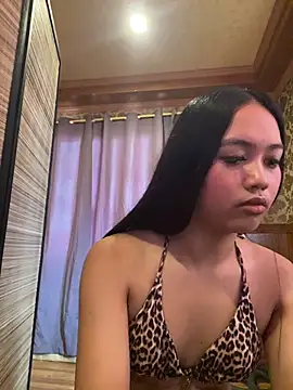 sexyasiancock_yllana webcam