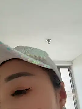 okgirl_23 webcam