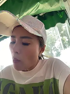 okgirl_23 webcam