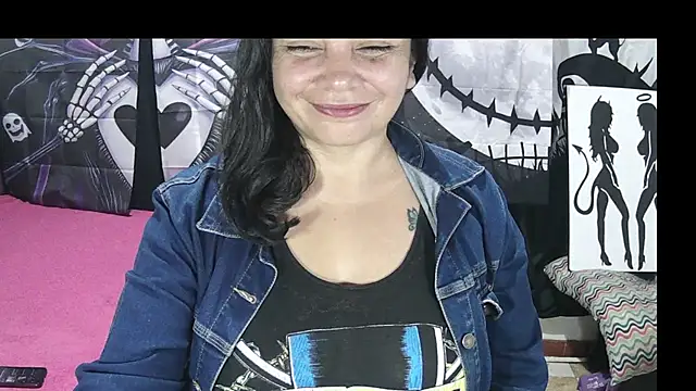 vivian-milf webcam
