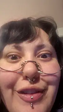 Cutegothcrybabyx webcam