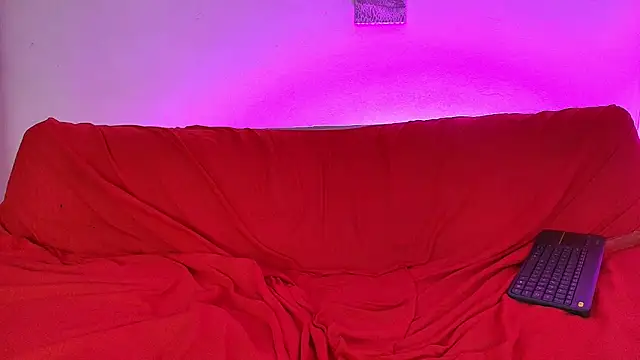 Nikki__uwu webcam
