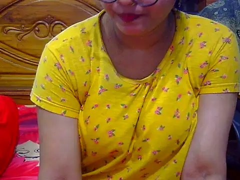 Horny_Doll24 webcam