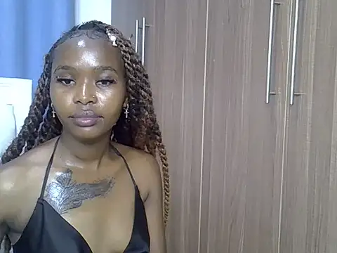 Prettyxoxoo webcam