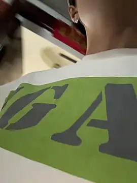 okgirl_23 webcam