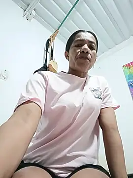 Bigassmommy_x webcam