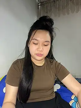 Almira6868 webcam