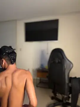 zamir333 webcam