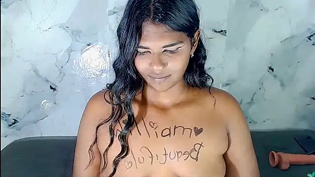 Sexykitten147 webcam