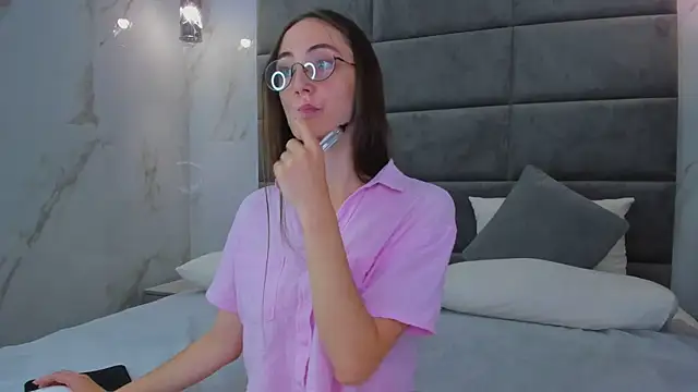 Lexi_Split webcam
