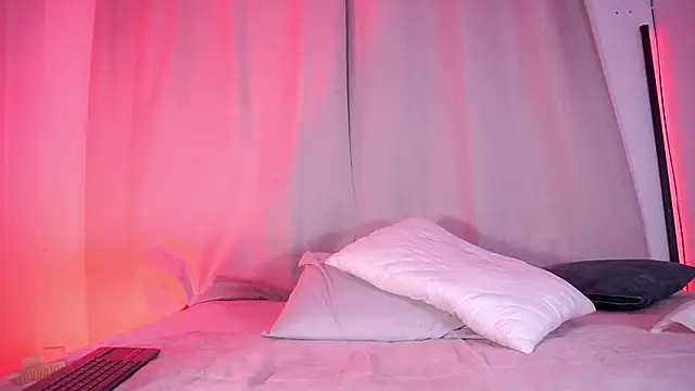 petitevictoria webcam