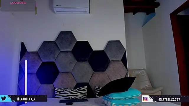 Latrellx7 webcam