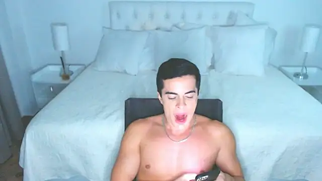 mr_hunterx webcam
