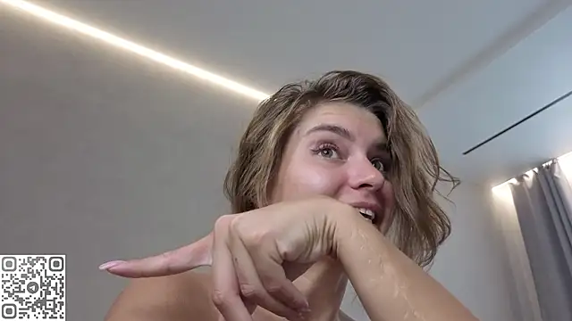 MaryLouuu webcam
