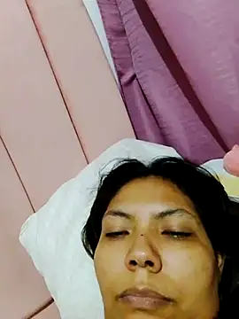 Izel_ webcam