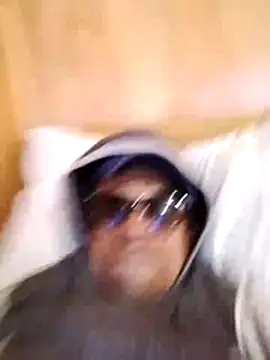 Carlosgiron1622 webcam