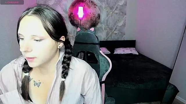 Julia_Shyy webcam