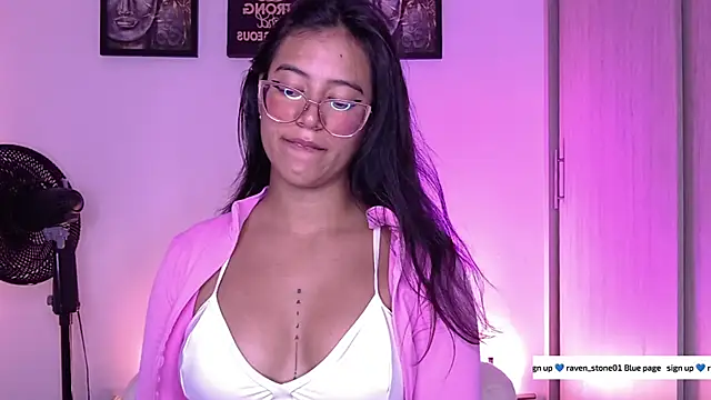 Raven_stonee01 webcam