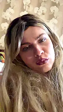 BettySapphire webcam