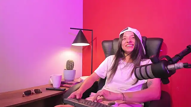 victoria_zaenzz webcam