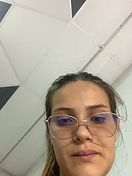 mia_cute01 webcam