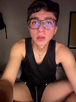 CamiRojas_boy webcam