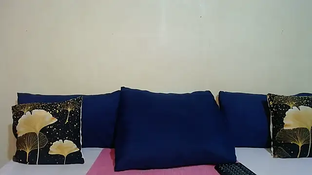 DiamondLuv29 webcam