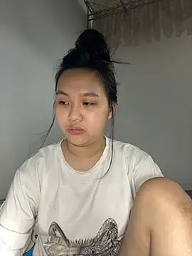 Almira6868 webcam
