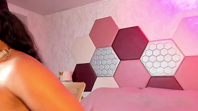 ArielleWilde webcam