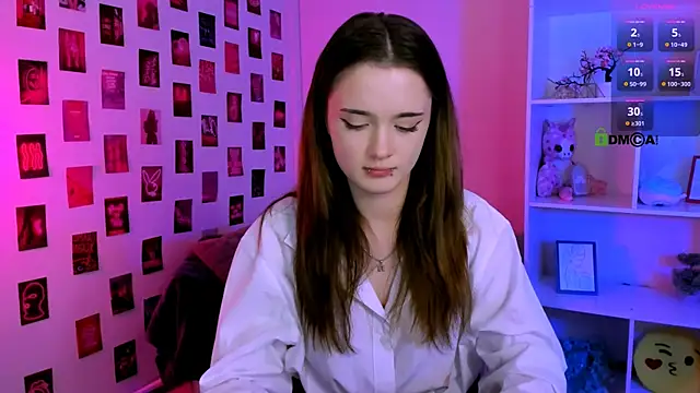 liana_kisses webcam
