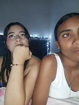 Chloe_Sky_love webcam