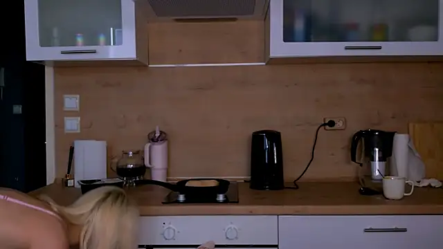 ElenaMonroe webcam