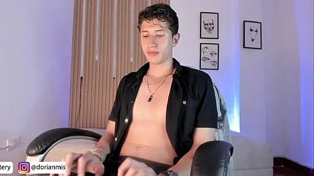 Dorianmistery2322_ webcam
