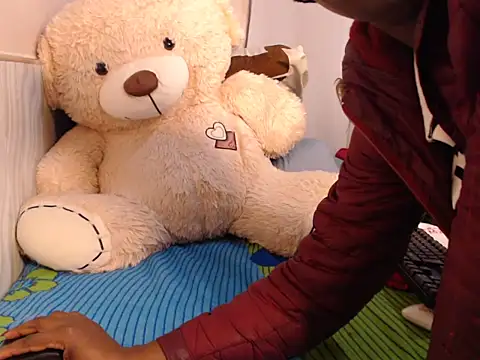 TaniaBae03 webcam