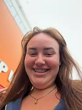 KiraSunshine webcam