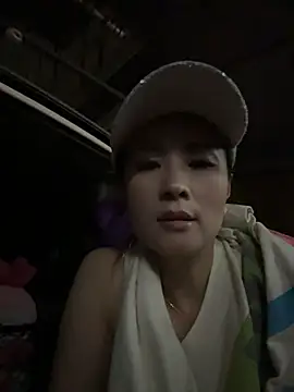 okgirl_23 webcam