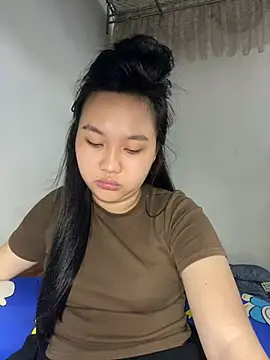 Almira6868 webcam