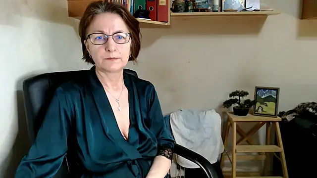 katemodel webcam