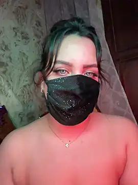 AMBER_GLAM webcam