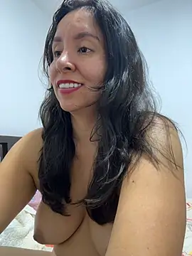 emely_sexx20 webcam