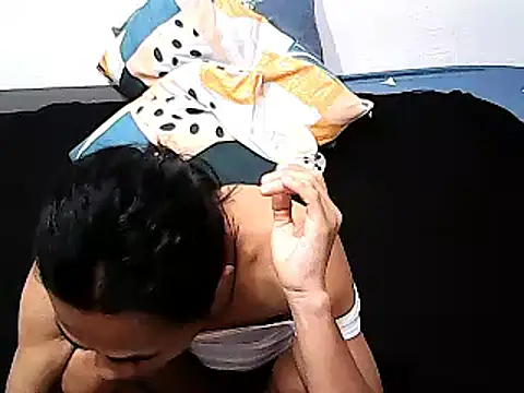 xxhottinybabe webcam