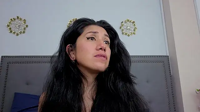 MihaCarther webcam