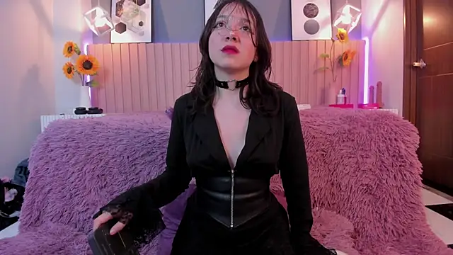 Nina_Ford webcam