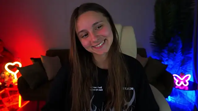 TinyNatalie webcam