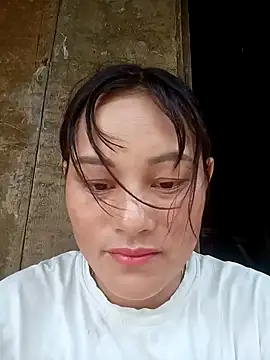 Momo-biki webcam