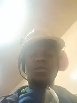 Nicebigcock39 webcam